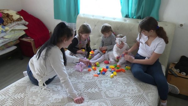 РЕКОРДАН БРОЈ РОЂЕНИХ БЕБА У ОВОЈ ОПШТИНИ У СРБИЈИ: Рођено највише у последњих пет година РЕКОРДАН БРОЈ РОЂЕНИХ БЕБА У ОВОЈ ОПШТИНИ У СРБИЈИ: Рођено највише у последњих пет година