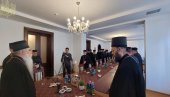 DOBRA VOLJA DA VLADA MEĐU LJUDIMA: Episkop bački Irinej povodom božićnih prazika DOBRA VOLJA DA VLADA MEĐU LJUDIMA: Episkop bački Irinej povodom božićnih prazika