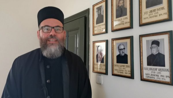 У ЛАЗАРЕВОМ ГРАДУ 47 ЧУВАРА ХРИСТА: Од ослобођења Крушевца 1833. познати сви свештеници цркве Лазарице, средњи век непознаница (ВИДЕО) У ЛАЗАРЕВОМ ГРАДУ 47 ЧУВАРА ХРИСТА: Од ослобођења Крушевца 1833. познати сви свештеници цркве Лазарице, средњи век непознаница (ВИДЕО)