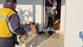 НАМИРНИЦЕ ЗА СИРОМАШНЕ Традиционална празнична хуманитарна акција у Краљеву НАМИРНИЦЕ ЗА СИРОМАШНЕ Традиционална празнична хуманитарна акција у Краљеву
