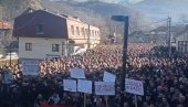 VELIKI APLAUZ ZA MALE JUNAKE: Celo Štrpce se poklonilo deci i mladićima koji su mučki napadnuti (VIDEO)