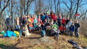 USPON NA JUHOR PO PRELEPOM DANU: Planinari „Javorka“ imali prvu akciju USPON NA JUHOR PO PRELEPOM DANU: Planinari „Javorka“ imali prvu akciju