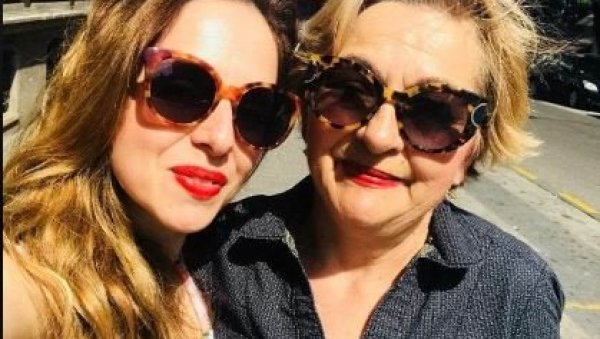 МАЈКА АНЕ ВОЛШ СУМЊА НА ЈЕДНУ ОСОБУ: Њих две нису имале добар однос, полиција њу треба да испита МАЈКА АНЕ ВОЛШ СУМЊА НА ЈЕДНУ ОСОБУ: Њих две нису имале добар однос, полиција њу треба да испита