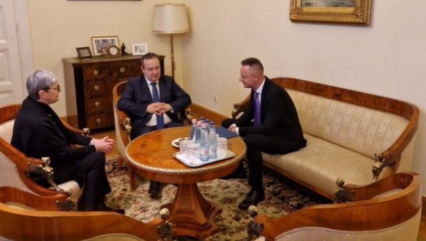 СИЈАРТО: Мађарска уз Србију - Неће подржати ни чланство тзв. Косова у СЕ, ни резолуцију о Сребреници СИЈАРТО: Мађарска уз Србију - Неће подржати ни чланство тзв. Косова у СЕ, ни резолуцију о Сребреници