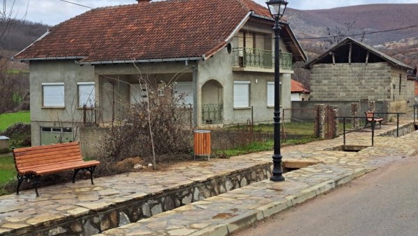 ЗАВРШЕН ПРОЈЕКАТ: Уређење главне улице у Великој Хочи ЗАВРШЕН ПРОЈЕКАТ: Уређење главне улице у Великој Хочи