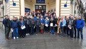 ПОДЕЉЕНО 125 МИЛИОНА ДИНАРА: Стигао новац за спортске клубове и организације у Лесковцу ПОДЕЉЕНО 125 МИЛИОНА ДИНАРА: Стигао новац за спортске клубове и организације у Лесковцу