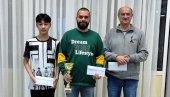 ЦВЕТАНОВИЋУ ПОБЕДНИЧКИ ПЕХАР: У Параћину одржан први једнодневни шаховски турнир ЦВЕТАНОВИЋУ ПОБЕДНИЧКИ ПЕХАР: У Параћину одржан први једнодневни шаховски турнир