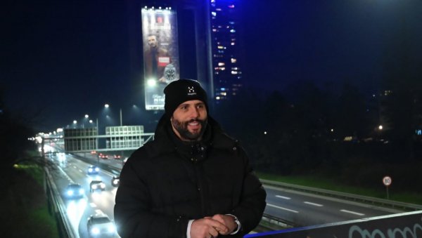 ГРАДОНАЧЕЛНИК ШАПИЋ: Поправљен сат на „Генекс кули” симбол Београда ГРАДОНАЧЕЛНИК ШАПИЋ: Поправљен сат на „Генекс кули” симбол Београда