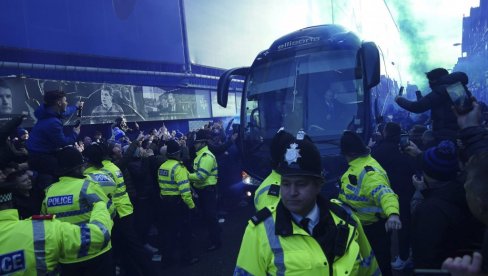 ENGLESKI FUDBAL OVO NE PAMTI: Premijerligašu preti oduzimanje 12 bodova? ENGLESKI FUDBAL OVO NE PAMTI: Premijerligašu preti oduzimanje 12 bodova?