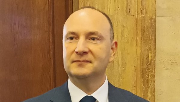МИЛАН ЂУРИЋ ОСУДИО НАПАД НА НОВОСАДСКИ ЛОКАЛ: У нашем граду недопустиво је насиље и распиривање националне и верске мржње МИЛАН ЂУРИЋ ОСУДИО НАПАД НА НОВОСАДСКИ ЛОКАЛ: У нашем граду недопустиво је насиље и распиривање националне и верске мржње