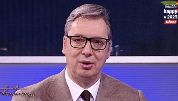 ВУЧИЋЕВА МОЛБА ГРАЂАНИМА СРБИЈЕ: Mорамо да снажно чувамо интересе Србије, али и мир ВУЧИЋЕВА МОЛБА ГРАЂАНИМА СРБИЈЕ: Mорамо да снажно чувамо интересе Србије, али и мир
