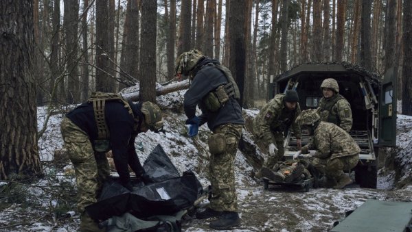 БИВШИ САВЕТНИК ПЕНТАГОНА: Пуковник Мегрегор – Ситуација у Украјни је застрашујућа (ВИДЕО) БИВШИ САВЕТНИК ПЕНТАГОНА: Пуковник Мегрегор – Ситуација у Украјни је застрашујућа (ВИДЕО)