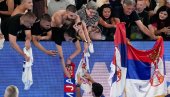 SRBI SU TO! Svet je zatečen šta su navijači Novaka Đokovića uradili u Melburnu SRBI SU TO! Svet je zatečen šta su navijači Novaka Đokovića uradili u Melburnu