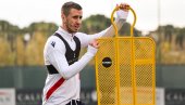 PEŠIĆ IZBAČEN IZ TIMA: Ferencvaroš uklonio iz ekipe bivšeg fudbalera Crvene zvezde PEŠIĆ IZBAČEN IZ TIMA: Ferencvaroš uklonio iz ekipe bivšeg fudbalera Crvene zvezde
