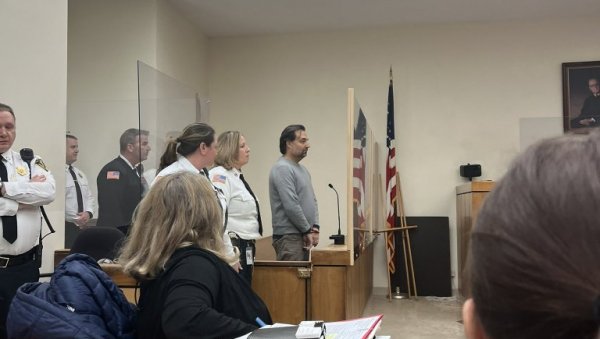 АНА ЈЕ ХТЕЛА САМА ДА КАЖЕ БРАЈАНУ ДА СМО У ВЕЗИ: Шта је све пред судом испричао Вилијем Фастоу са којим је Београђанка имала аферу