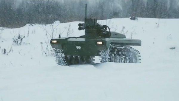 РУСКА ВОЈСКА СТВАРА ЈЕДИНСТВЕНУ МРЕЖУ ДРОНОВА Белоусов: Спроводити редовну анализу борбеног искуства РУСКА ВОЈСКА СТВАРА ЈЕДИНСТВЕНУ МРЕЖУ ДРОНОВА Белоусов: Спроводити редовну анализу борбеног искуства