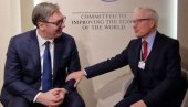 ЈОШ ЈЕДАН ВАЖАН СУСРЕТ У ДАВОСУ: Вучић се састао са Бернаром Емијеом (ФОТО) ЈОШ ЈЕДАН ВАЖАН СУСРЕТ У ДАВОСУ: Вучић се састао са Бернаром Емијеом (ФОТО)