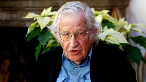 NOAM ČOMSKI DOŽIVEO MOŽDANI UDAR: Američki filozof se oporavlja NOAM ČOMSKI DOŽIVEO MOŽDANI UDAR: Američki filozof se oporavlja