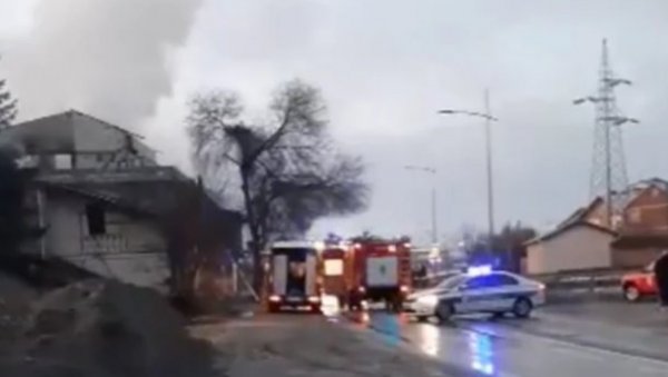 ПОЗНАТО КО СУ МУШКАРЦИ КОЈИ СУ СТРАДАЛИ У ПЕТРОВАРАДИНУ: Склонили се у некадашњу дискотеку како би се дружили, па изгорели ПОЗНАТО КО СУ МУШКАРЦИ КОЈИ СУ СТРАДАЛИ У ПЕТРОВАРАДИНУ: Склонили се у некадашњу дискотеку како би се дружили, па изгорели