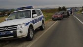 САОБРАЋАЈНА НЕСРЕЋА КОД ЧАЈЕТИНЕ: Судар три возила два се преврнула, стварају се колоне