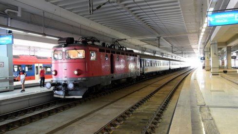 MINISTARSTVO GRAĐEVINARSTVA: Neistiniti navodi da železnička stanica Beograd Centar nije bezbedna MINISTARSTVO GRAĐEVINARSTVA: Neistiniti navodi da železnička stanica Beograd Centar nije bezbedna