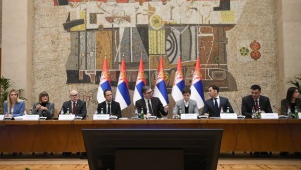 БРНАБИЋЕВА ПРЕДСЕДАВАЛА СЕДНИЦИ САВЕТА ЗА БДП: Познато који су даљи планови како би се сачувао одржив привредни раст БРНАБИЋЕВА ПРЕДСЕДАВАЛА СЕДНИЦИ САВЕТА ЗА БДП: Познато који су даљи планови како би се сачувао одржив привредни раст