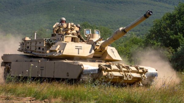 КИРИЛ БУДАНОВ ШЕФ ГУР О АМЕРИЧКИМ ОКЛОПЊАЦИМА: Тенкови абрамс неће дуго живети на бојном пољу