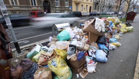 ZAGREB SE GUŠI U SMEĆU: Trećeg dana štrajka komunalaca ovako izgledaju ulice glavnog grada Hrvatske (FOTO)