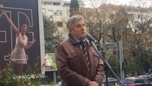 O RADNOJ NEDELJI POSLE SOCIJALNOG SAVETA: Sindikati Crne Gore o novom predlogu Ministarstva ekonomije O RADNOJ NEDELJI POSLE SOCIJALNOG SAVETA: Sindikati Crne Gore o novom predlogu Ministarstva ekonomije