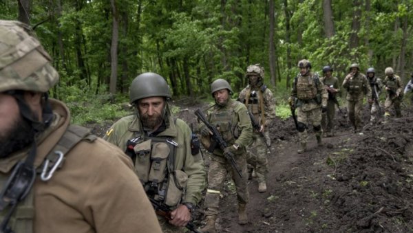 ОБУКА ЗА 30.000 УКРАЈИНСКИХ ВОЈНИКА: Британски министар одбране изјавио је да подршка као и до сада неће изостати ОБУКА ЗА 30.000 УКРАЈИНСКИХ ВОЈНИКА: Британски министар одбране изјавио је да подршка као и до сада неће изостати