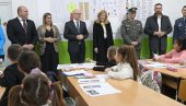 VUČEVIĆ U SEVERNOJ MAKEDONIJI: Važno pružiti podršku srpskoj zajednici VUČEVIĆ U SEVERNOJ MAKEDONIJI: Važno pružiti podršku srpskoj zajednici