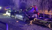 STRAVIČNE SLIKE SA MESTA NESREĆE: Sudar dva automobila kod Kruševca, poginula jedna, povređene četiri osobe (FOTO/VIDEO)