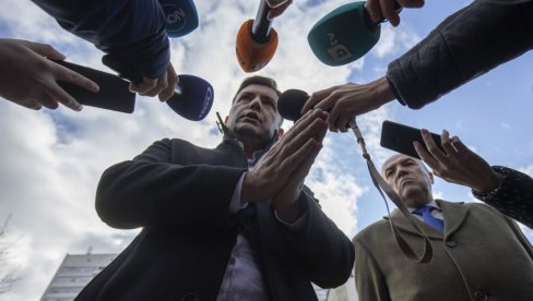 IZ SOFIJE PRETNJE SKOPLJU: Eskalacija u zaoštravanju odnosa između Bugarske i Severne Makedonije IZ SOFIJE PRETNJE SKOPLJU: Eskalacija u zaoštravanju odnosa između Bugarske i Severne Makedonije