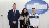 СВИРАЈУ ЗА АНАСТАСИЈУ: Хуманитарни музички фестивал класичне музике у Бијељини СВИРАЈУ ЗА АНАСТАСИЈУ: Хуманитарни музички фестивал класичне музике у Бијељини