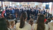 ДА ИДЕМО ПУТЕМ СВЕТОГ САВЕ: У угљевичким школама прослављен Савиндан ДА ИДЕМО ПУТЕМ СВЕТОГ САВЕ: У угљевичким школама прослављен Савиндан