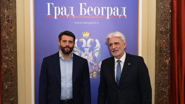 КИЈЕВ УВЕК СПРЕМАН НА НОВЕ ЗАЈЕДНИЧКЕ ПРОЈЕКТЕ: Кличко позвао Шапића у званичну посету главном граду Украјине КИЈЕВ УВЕК СПРЕМАН НА НОВЕ ЗАЈЕДНИЧКЕ ПРОЈЕКТЕ: Кличко позвао Шапића у званичну посету главном граду Украјине