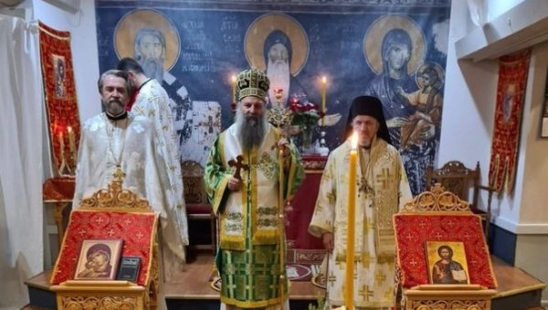 ПАТРИЈАРХ ПОРФИРИЈЕ: Свети Сава је утемељивач православне вере и просветитељства у нашем народу ПАТРИЈАРХ ПОРФИРИЈЕ: Свети Сава је утемељивач православне вере и просветитељства у нашем народу