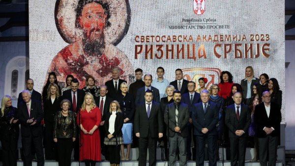 ПОСЕЋАМО СЕ ОНОГА ШТО НАМ ЈЕ СВЕТИ САВА ОСТАВИО У АМАНЕТ: Председница Владе - Направљени су важни искораци у образовању ПОСЕЋАМО СЕ ОНОГА ШТО НАМ ЈЕ СВЕТИ САВА ОСТАВИО У АМАНЕТ: Председница Владе - Направљени су важни искораци у образовању