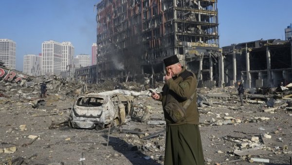 СУМОРНО УПОЗОРЕЊЕ ЈЕРМАКОВА: Ризици за директну војну конфронтацију Русије и САД стално расту СУМОРНО УПОЗОРЕЊЕ ЈЕРМАКОВА: Ризици за директну војну конфронтацију Русије и САД стално расту