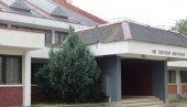 МАЈКА ПРЕТУЧЕНОГ ДЕЧАКА ИЗ ВРАЊА:Још смо у болници, нисам у стању да говорим МАЈКА ПРЕТУЧЕНОГ ДЕЧАКА ИЗ ВРАЊА:Још смо у болници, нисам у стању да говорим