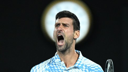 BRUKA AUSTRALIJAN OPENA! Novak Đoković oštro kažnjen, a Karlos Alkaraz - nonšalantno slavi kad mu vreme nije (VIDEO) BRUKA AUSTRALIJAN OPENA! Novak Đoković oštro kažnjen, a Karlos Alkaraz - nonšalantno slavi kad mu vreme nije (VIDEO)