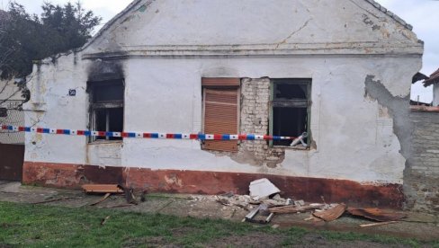 MIODRAG NIJE USPEO DA SPASE MAJKU: Ugušila se u dimu, on teško povređen, isto kao i mlada žena u Novom Miloševu MIODRAG NIJE USPEO DA SPASE MAJKU: Ugušila se u dimu, on teško povređen, isto kao i mlada žena u Novom Miloševu