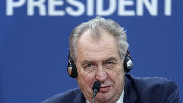 НАСТОЈАО САМ ДА ЧЕШКА ОТПРИЗНА КОСОВО Земан: Скупштина је послала предлог влади да то учини НАСТОЈАО САМ ДА ЧЕШКА ОТПРИЗНА КОСОВО Земан: Скупштина је послала предлог влади да то учини