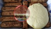 Колач који се НЕ ПЕЧЕ и има само једну ману - мора да одстоји Колач који се НЕ ПЕЧЕ и има само једну ману - мора да одстоји
