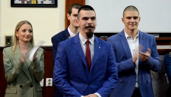 ЂОРЂЕ НАЈБОЉИ БЕСЕДНИК: Правни факултет наставио традицију, после две године паузе ЂОРЂЕ НАЈБОЉИ БЕСЕДНИК: Правни факултет наставио традицију, после две године паузе