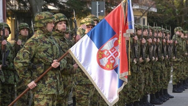ОВДЕ СЕ ХРАБРОСТ И ЗНАЊЕ ПОКАЗУЈУ НА ДЕЛУ: Министар Вучевић позвао младе да се пријаве на конкурс за пријем у војне школе (ВИДЕО) ОВДЕ СЕ ХРАБРОСТ И ЗНАЊЕ ПОКАЗУЈУ НА ДЕЛУ: Министар Вучевић позвао младе да се пријаве на конкурс за пријем у војне школе (ВИДЕО)