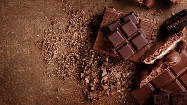 КРИЗА УДАРА ГДЕ ЈЕ НАЈСЛАЂЕ: Скуп какао диже цену чоколаде