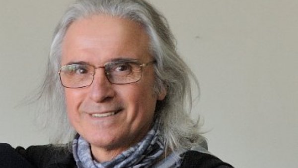 ЈОВАНОВИЋЕВИ ТРАГОВИ У ВРЕМЕНУ: Изложба фото-репортера Вечерњих новости ЈОВАНОВИЋЕВИ ТРАГОВИ У ВРЕМЕНУ: Изложба фото-репортера Вечерњих новости