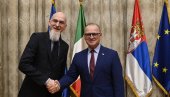 ВЕСИЋ СА АМБАСАДОРОМ ИТАЛИЈЕ: Ускоро тендер за брзу пругу Београд-Ниш ВЕСИЋ СА АМБАСАДОРОМ ИТАЛИЈЕ: Ускоро тендер за брзу пругу Београд-Ниш