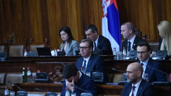 МОЋНИ РАДЕ ШТА ИМ ЈЕ ВОЉА: Вучић Мелијским дијалогом објаснио тренутни однос сила у свету МОЋНИ РАДЕ ШТА ИМ ЈЕ ВОЉА: Вучић Мелијским дијалогом објаснио тренутни однос сила у свету